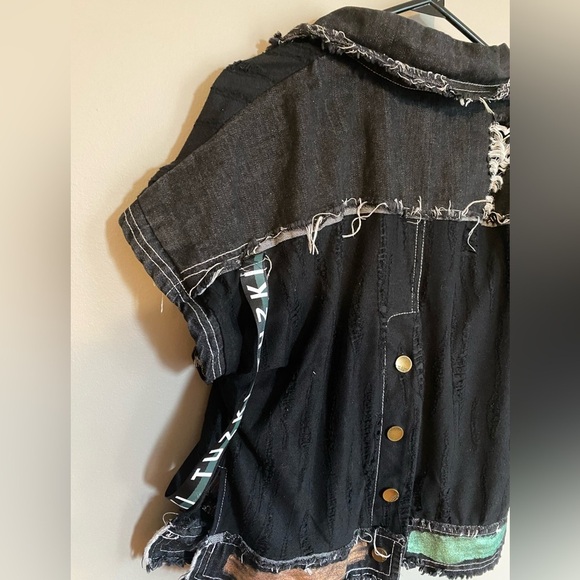 TUZKI Raw Edge Distressed Denim Top Jacket Vest - Picture 10 of 13